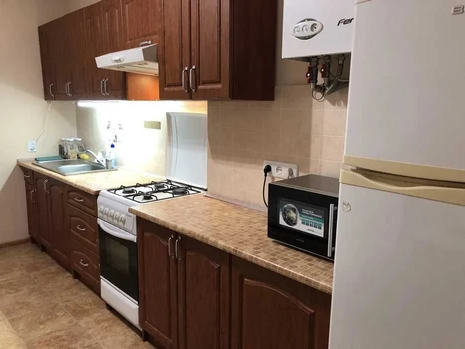 Продаж 1 кім. квартири просп. Червоної Калини