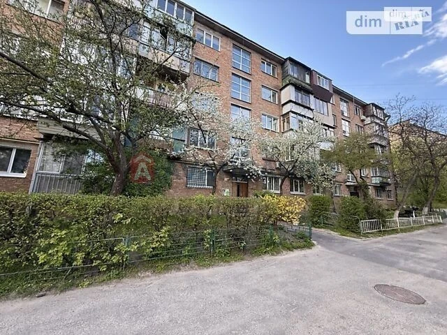 Продаж 2к квартири 44.5 кв. м на пров. Леопольда Ященка 4 •