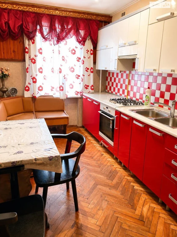 Продаж Квартира Батальна