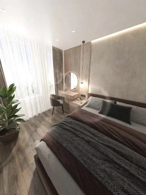 Продаж 2 кімн.квартира 97 м² 9/10 вул.Топольна 179000$