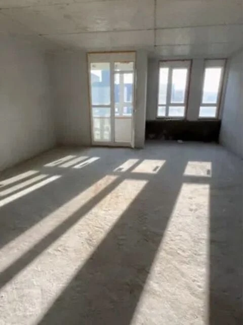 Продаж 2 кімн.квартира 97 м² 9/10 вул.Топольна 179000$