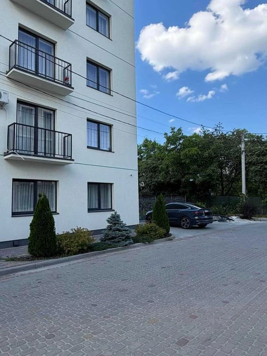 Продаж квартири Пасічна з пакромісцем. Львів