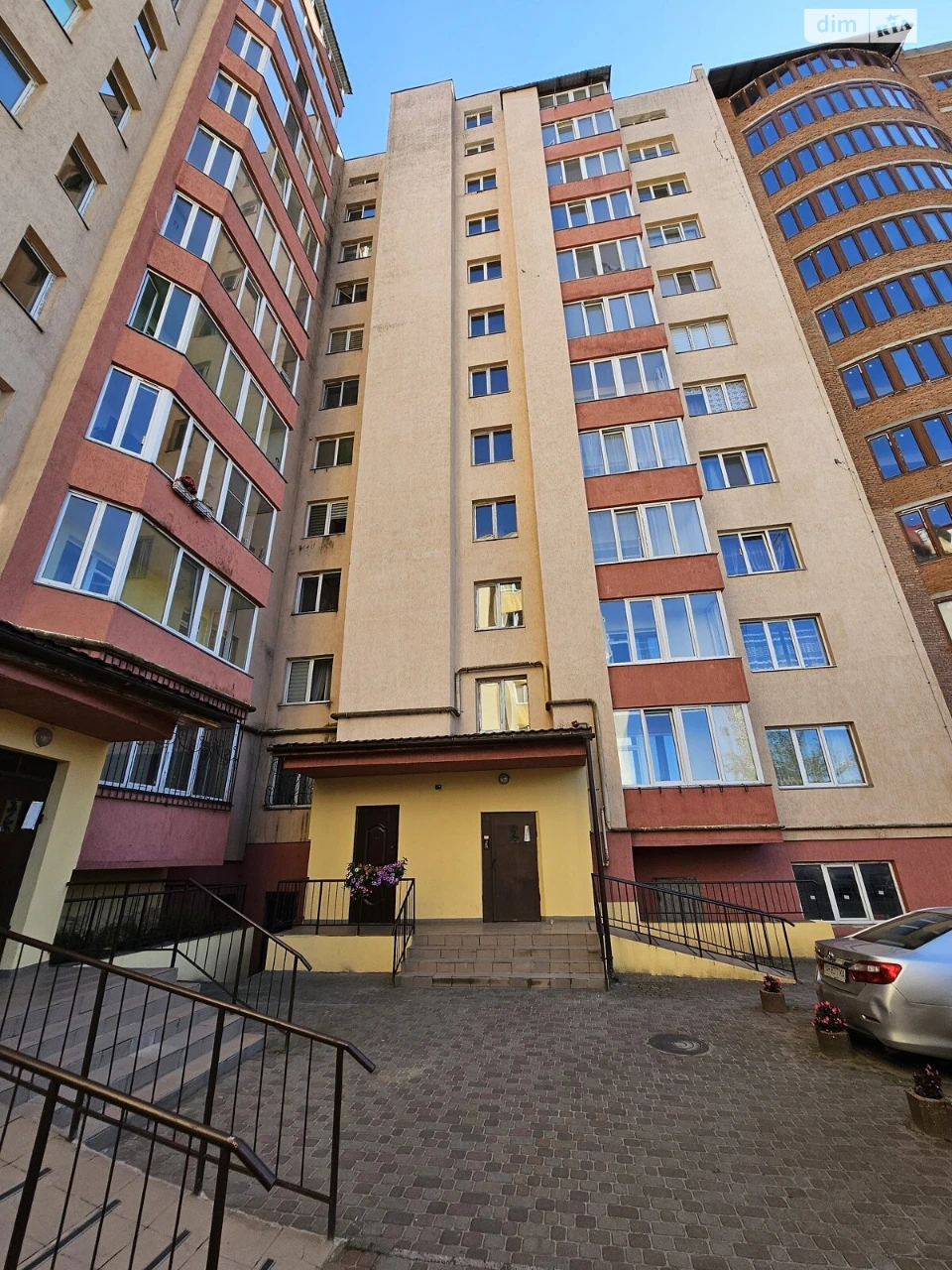 Продаж Квартира Рясне