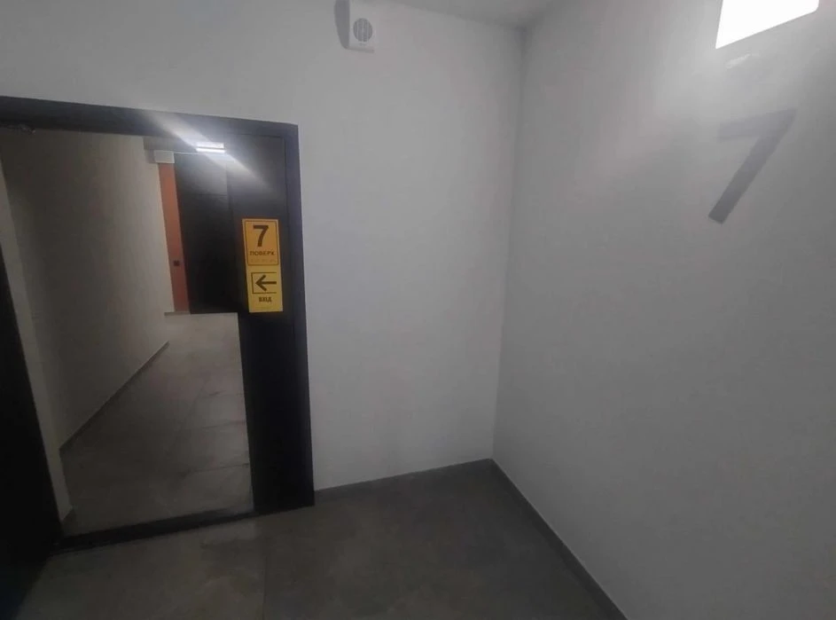 Продаж 1 кімн апартаменти 52 м² 7/8ц Проспект Вячеслва Чорно