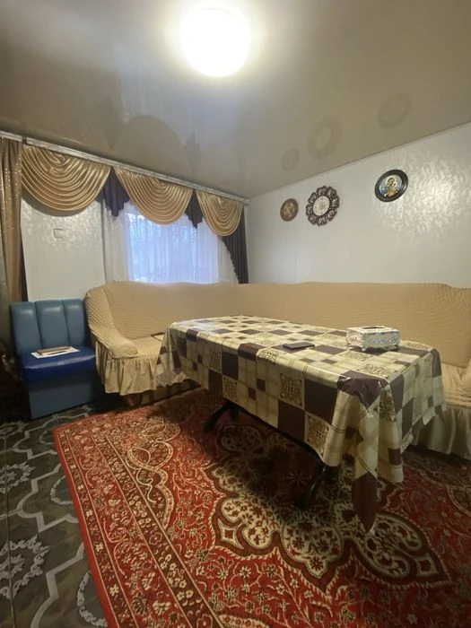 Будинок з усіма комунікаціями, ділянка 10 сот. є садок 37086