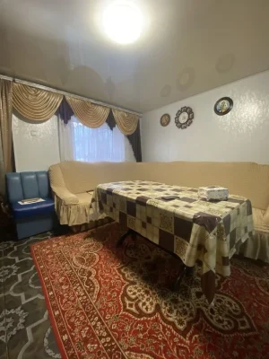Будинок з усіма комунікаціями, ділянка 10 сот. є садок 37086