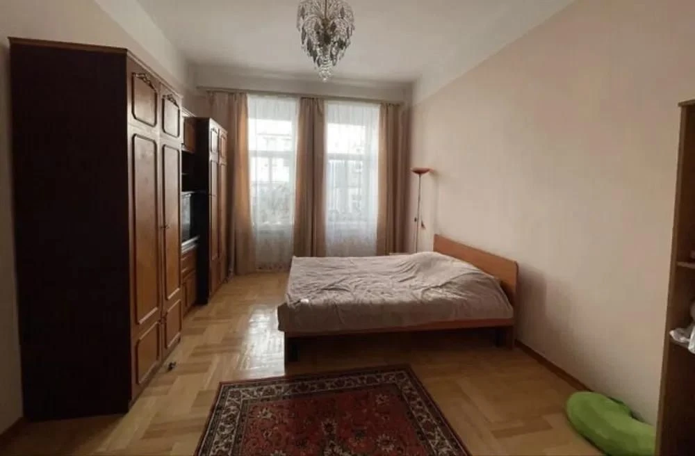 Продаж 3 кім квпртира 89 м² 1/3ц вул.площа Ринок  Торг ! 400