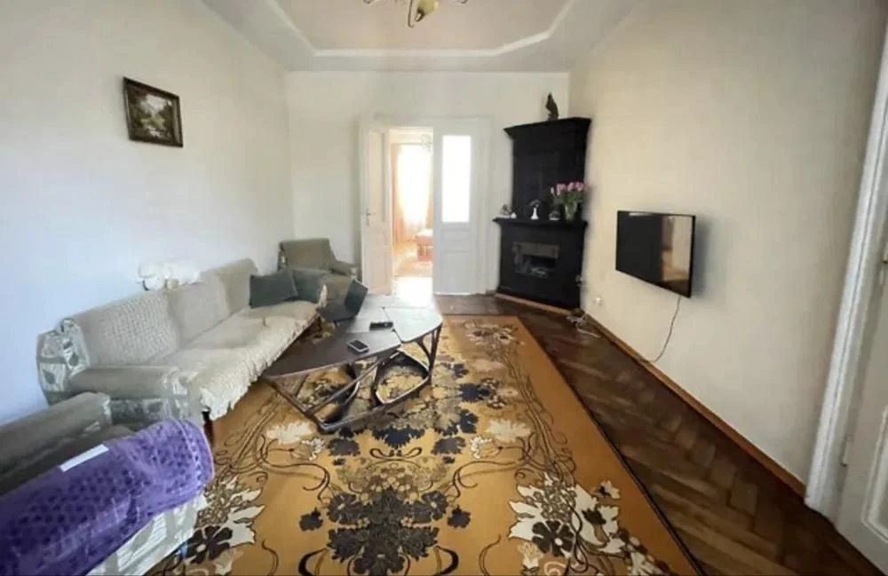Продаж 3 кім квпртира 89 м² 1/3ц вул.площа Ринок  Торг ! 400