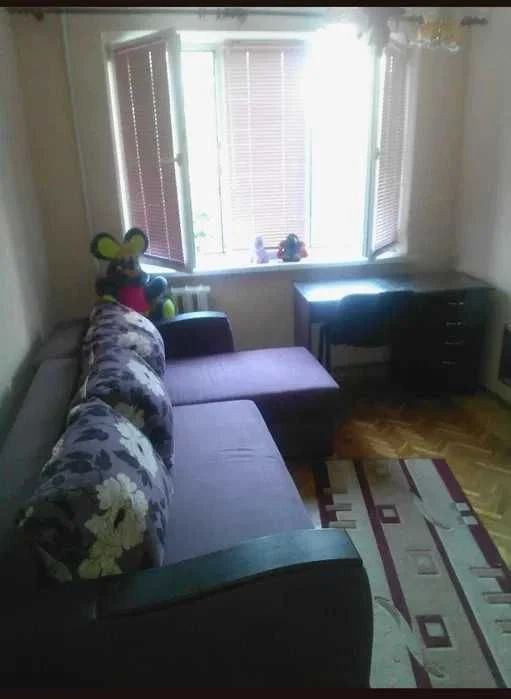 Selling a 2-room apartment on August 23, Pavlovo Pole. Voucher Certificate.