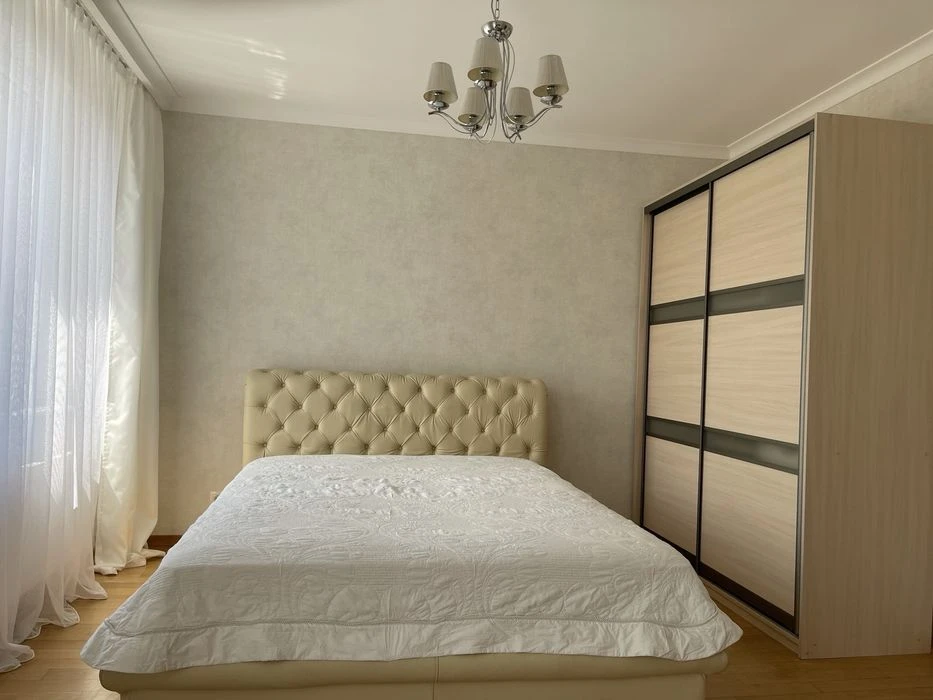 Продаж 3 кім квартири пр. Червоної калини Новобудова