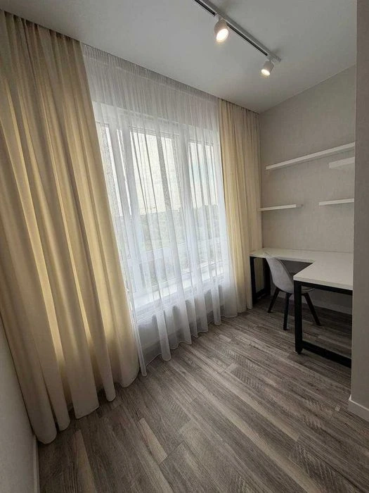 Продаж 1 кім квартири з ремонтом в ЖК Континент, вул. Труска
