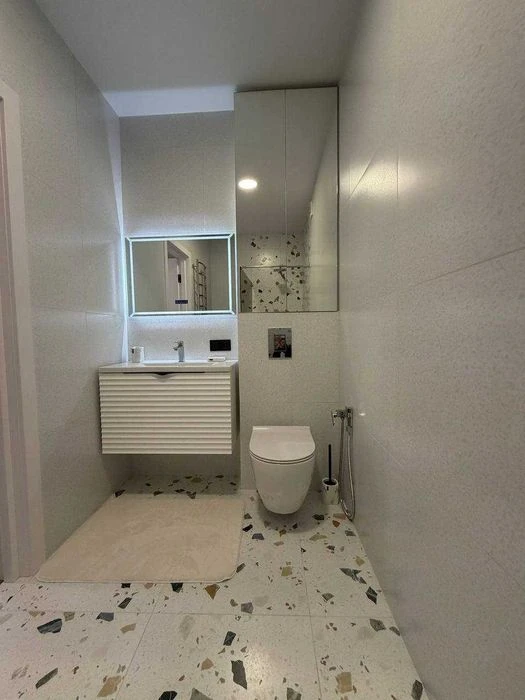 Продаж 1 кім квартири з ремонтом в ЖК Континент, вул. Труска