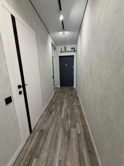 Продаж 1 кім квартири з ремонтом в ЖК Континент, вул. Труска