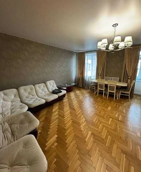 продаж 2 кім квартира вул Княгині Ольги Карпатбуд  ВІЛЬНА