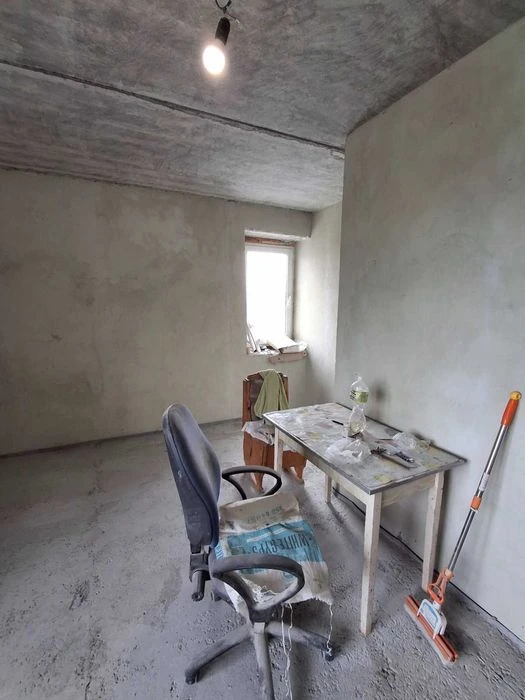 продаж 2 кім квартира вул Липова Алея ( по перерахунку)