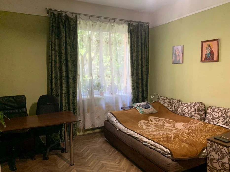 Продаж 3-кімнатна квартира у Львові, вул. Кубійовича
