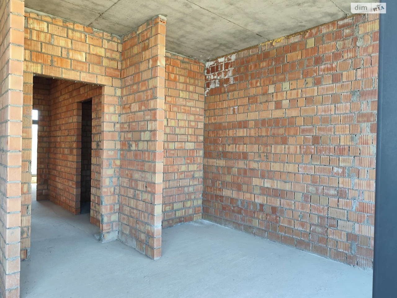 For Sale House Kyivskyi