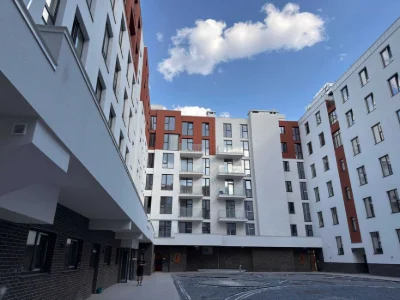 Продаж 1-кімнатної квартири з виглядом на парк у ЖК бізнес-к