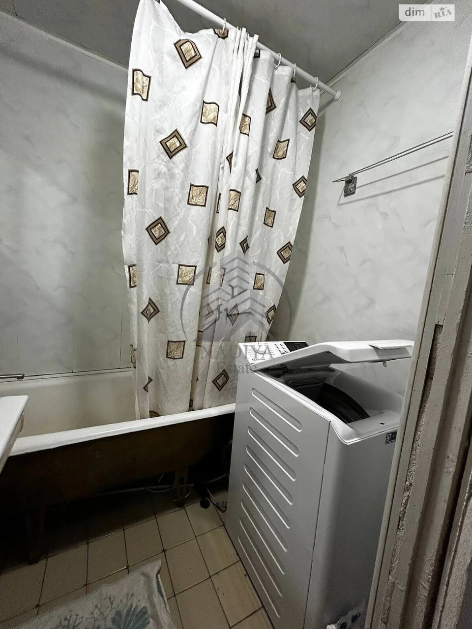 Продаж Квартира Рясне 2