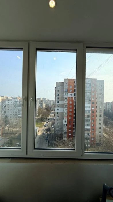 Продаж 2км. квартири по вул.Мазепи поруч Спартак