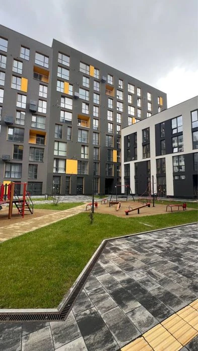 1-кмн велика квартира , ЖК ВЕЖА , здана новобуд. 70,51м2