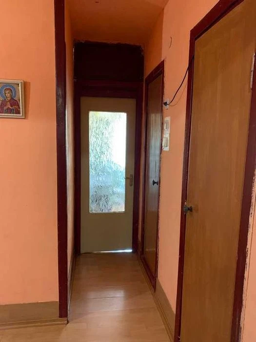 Продаж 2- кімнатна квартира у Львові, вул. Морозна (Сихів)
