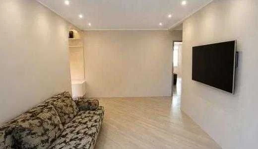 FOR SALE 3-room apartment 3/12 near metro Studentskaya furniture renovation