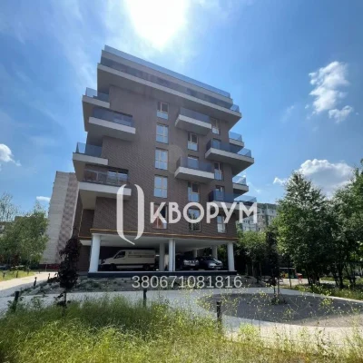 1-кім у новому клубному будинку КВОРУМ ICE біля Іскри