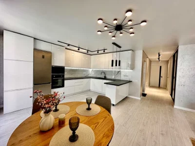 Квартира. Львів, Рудненська вул. (Білогорська), (3 черга (бу