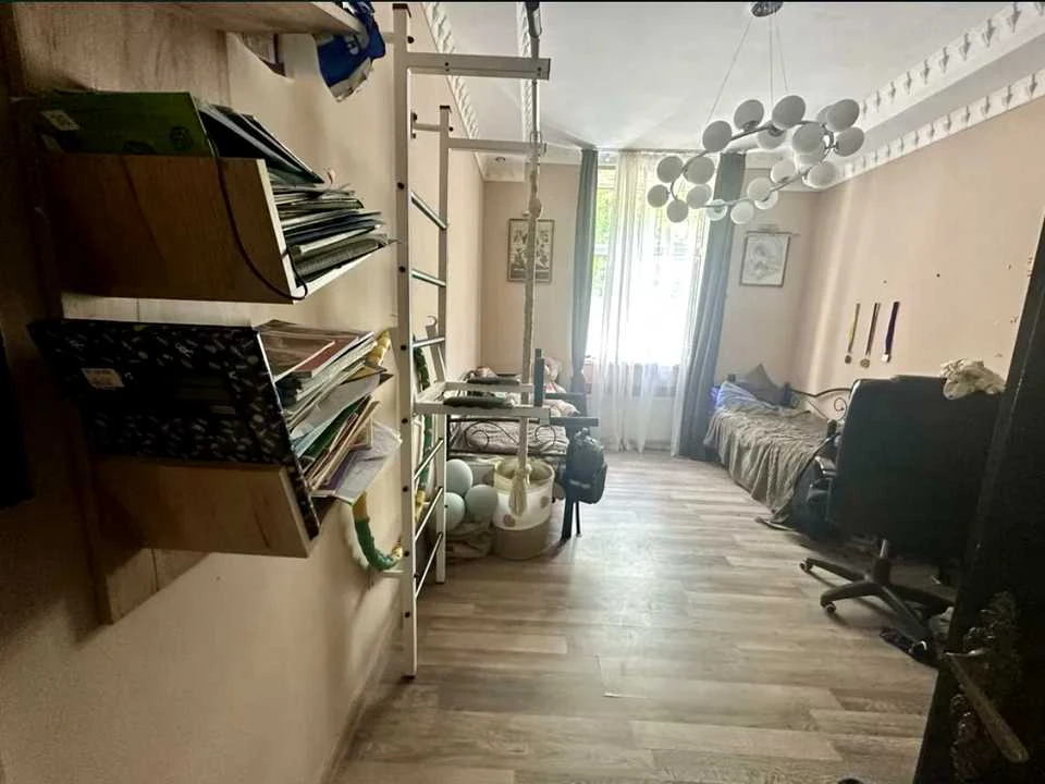 Квартира. Львів, Генерала Чупринки вул. (Пушкіна)