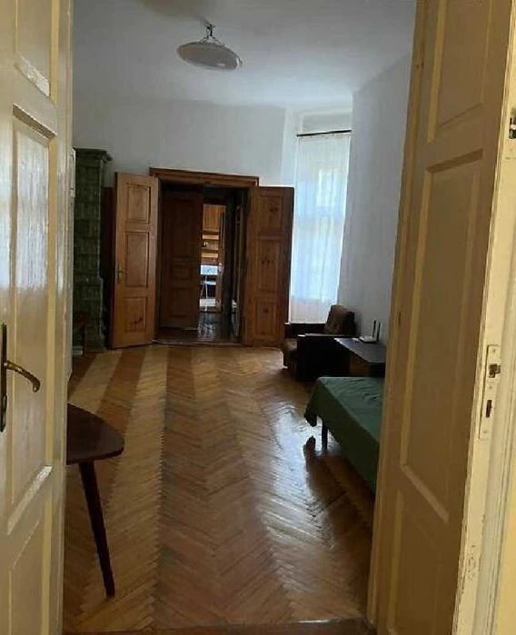 Продаж 2-к. квартири 58.40/38.30/11.50м² вул. Пекарська 1089