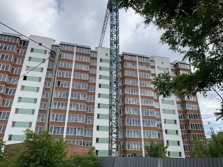 Сонячна світла квартира від Забудовника