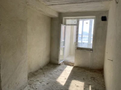 Сонячна світла квартира від Забудовника