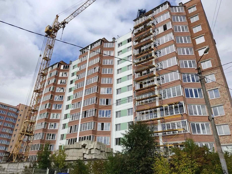 Сонячна світла квартира від Забудовника