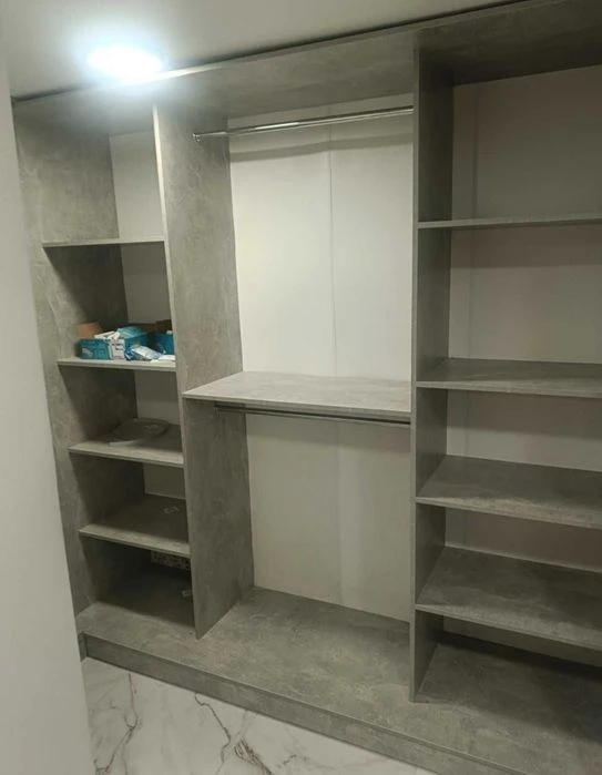 Продаж 1-к, Яворівська , Бл Центр , 70/35/35 м2 , 72999$