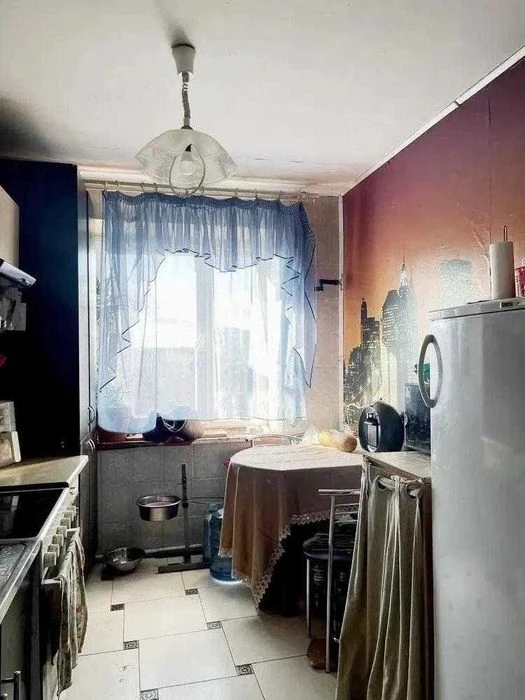 Продаж 2-кімнатної квартири з євроремонтом м. Львів, вул. Мо