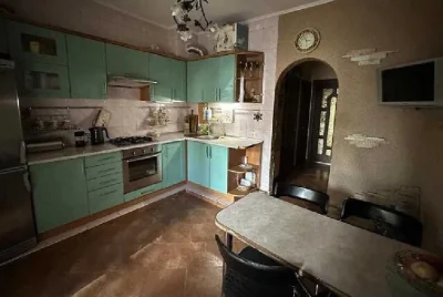 Продаж 2-к. квартири з РЕМОНТОМ 61/50/11м² вул. К.Левицького