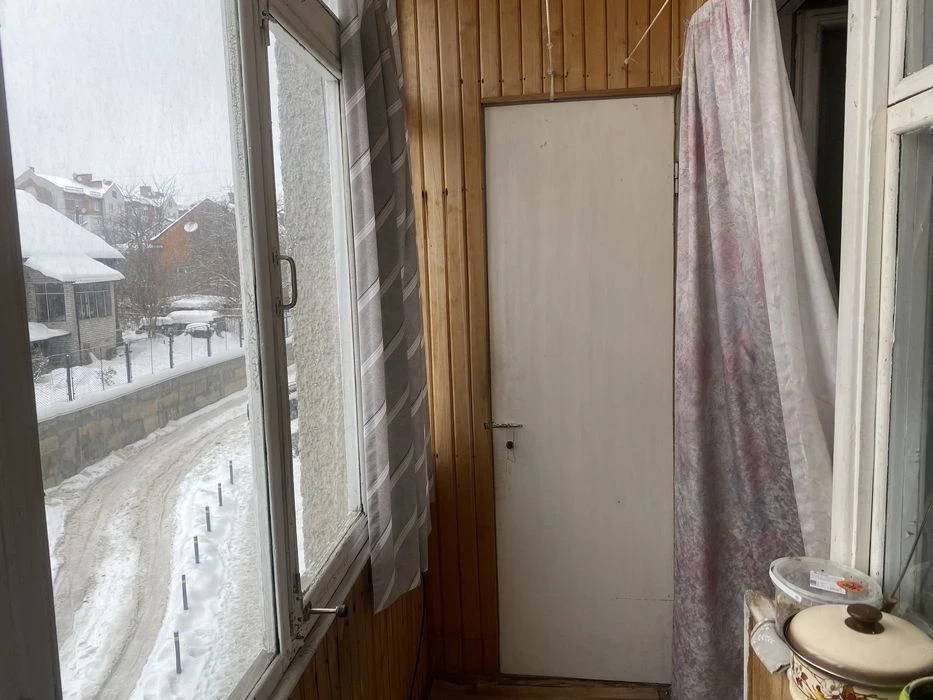 3х кімнатна квартира 2/9 поверх в хорошему районі Львова