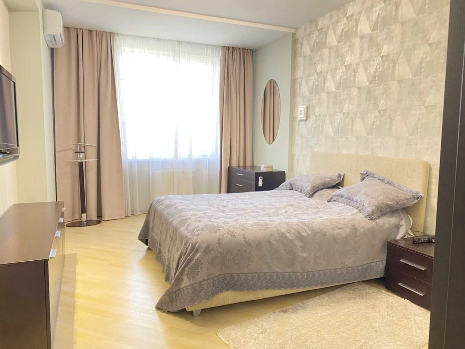 Продаж 3-к квартири пр. Червоної Калини, Сихів Львів