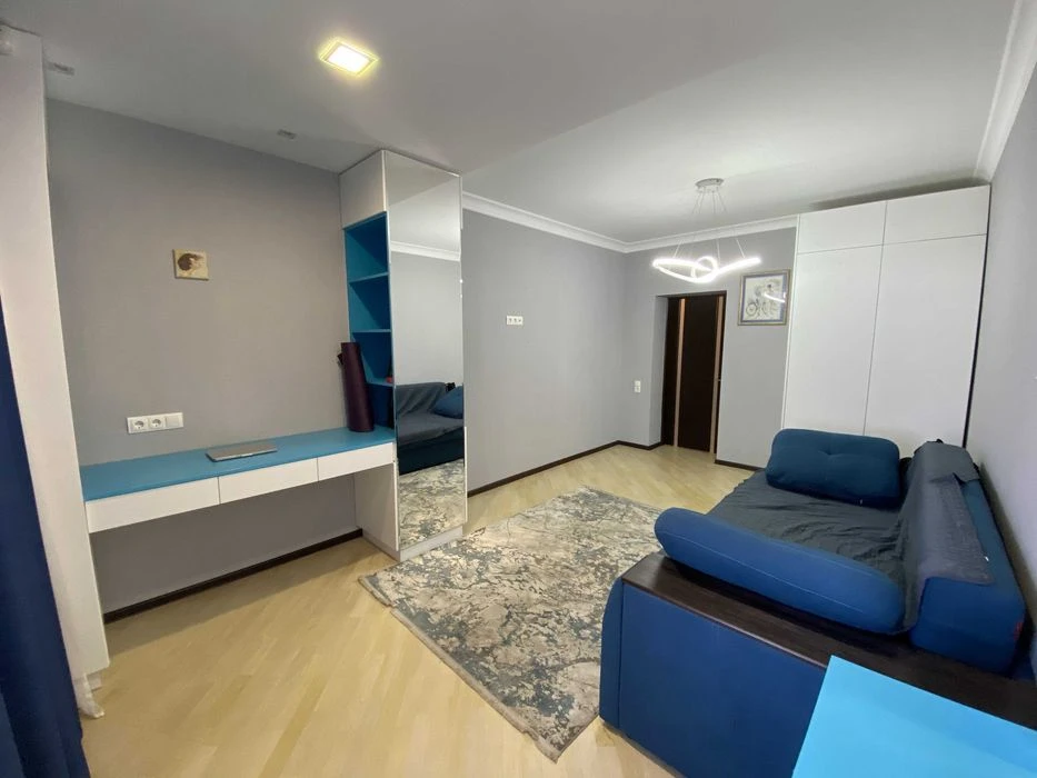 Продаж 3-к квартири пр. Червоної Калини, Сихів Львів