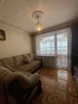 Продаж 3кім квартира  вул Грінченка бічна вул Мазепи