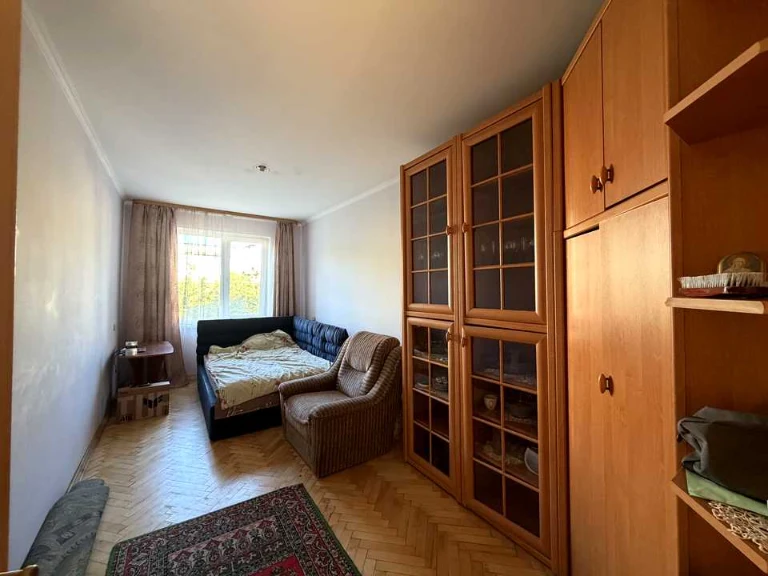 Квартира. Львів, Наукова вул.