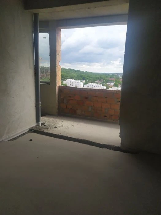 Продаж 1 кімнатна квартира вул. Очеретяна ( рн.вул. Миколайч
