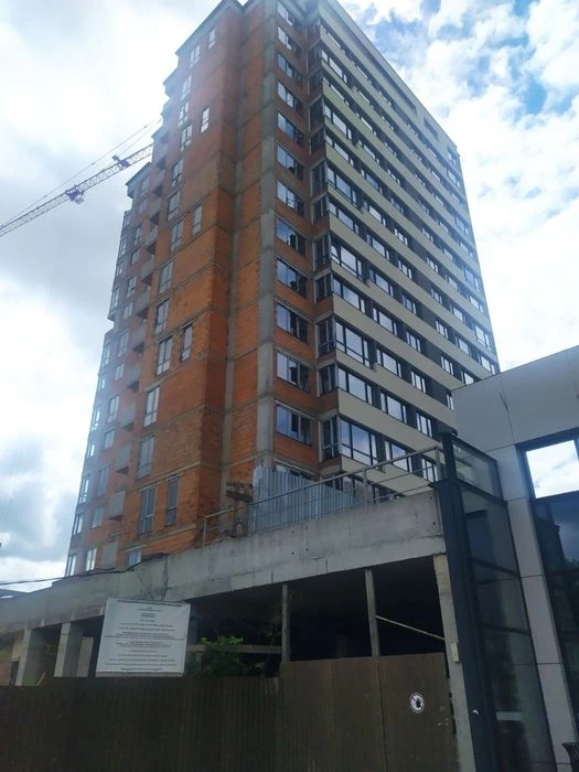 Продаж 1 кімнатна квартира вул. Очеретяна ( рн.вул. Миколайч