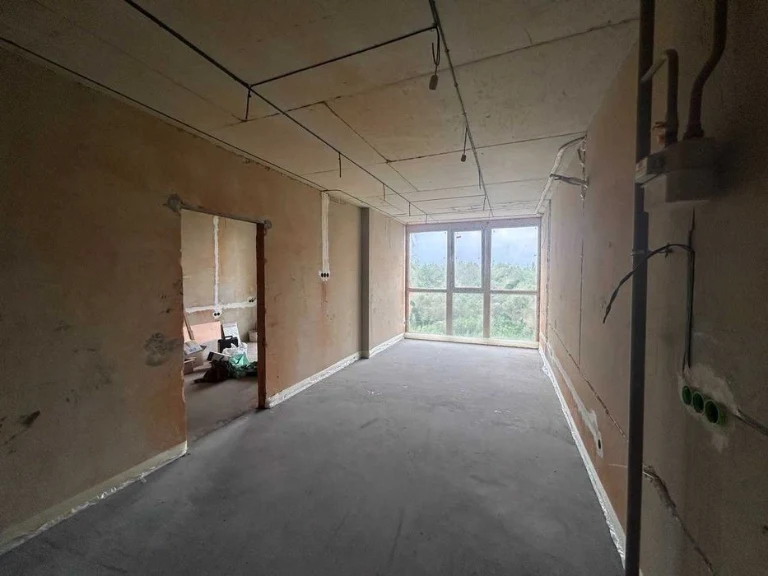 Продаж, 1 кімнатна новобудова ,  вул . Роксоляни 149