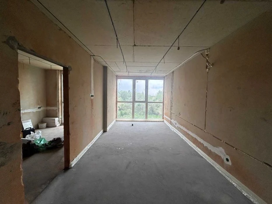 Продаж, 1 кімнатна новобудова ,  вул . Роксоляни 149