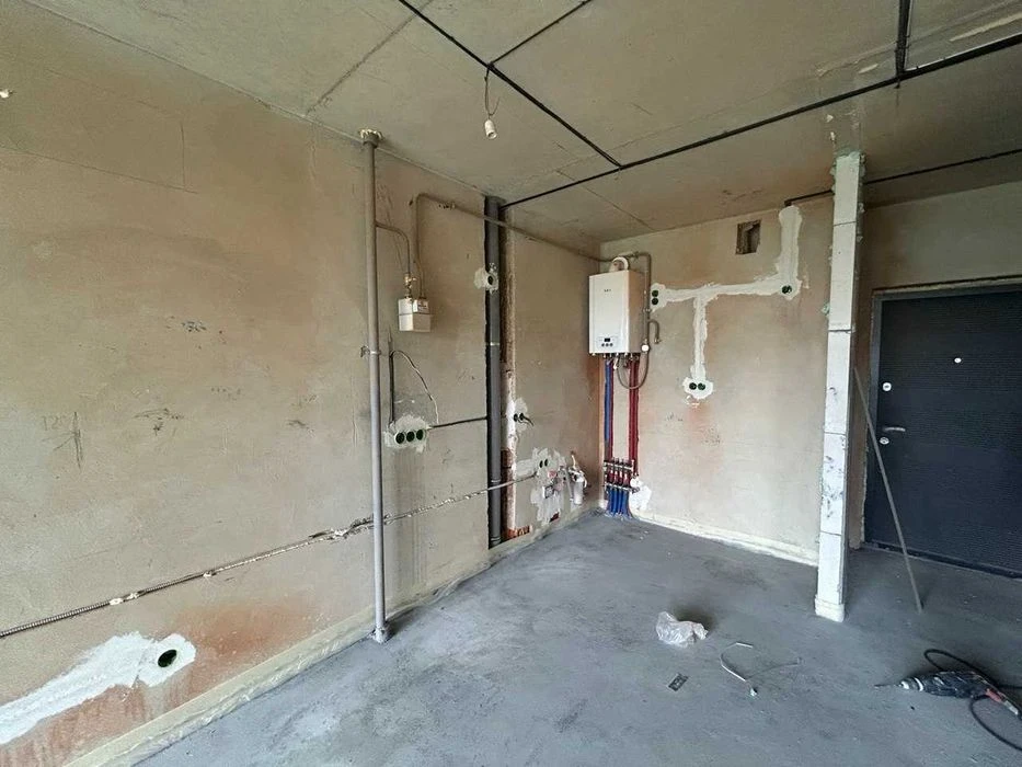 Продаж, 1 кімнатна новобудова ,  вул . Роксоляни 149