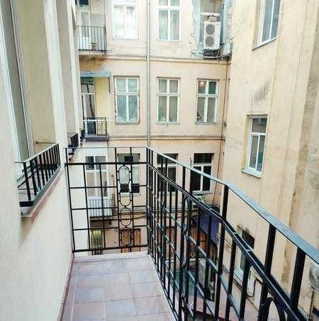 Продаж 3 кімнатної квартири вул. Беринди м. Львів