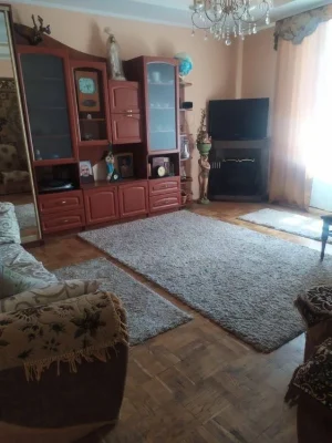 Продаж 2 кімнатна квартира вул. Вірменська, центр, правильне