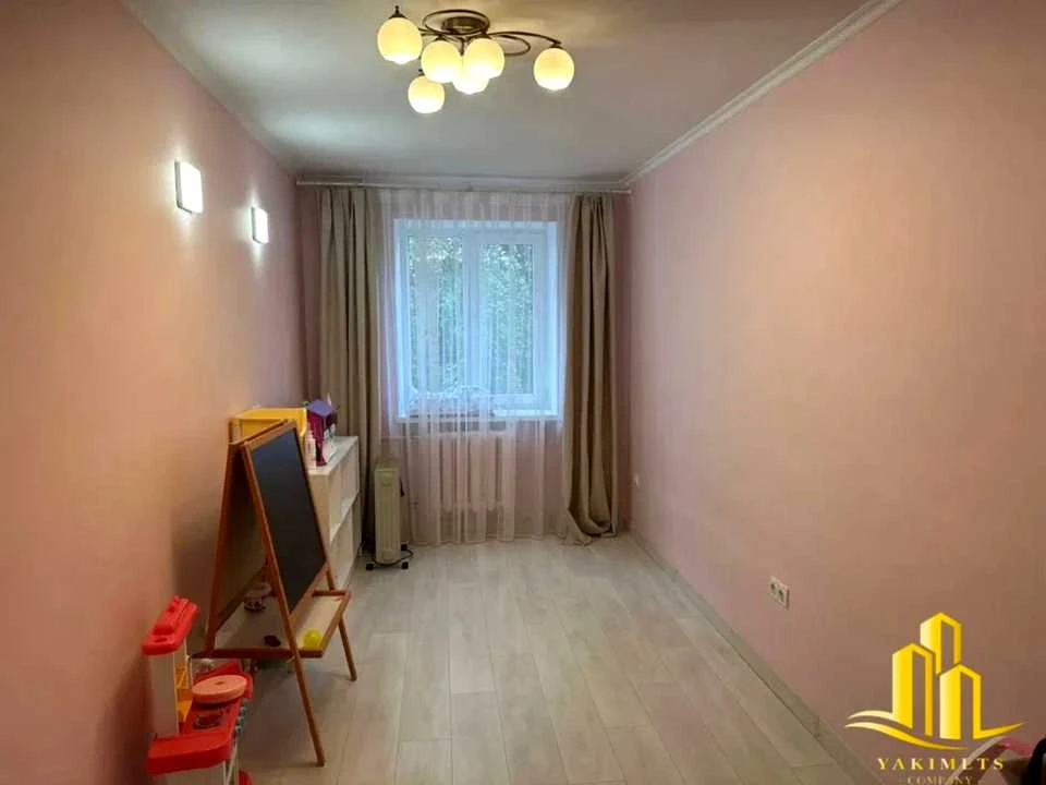 Квартира. Львів, Академіка Лазаренка вул.